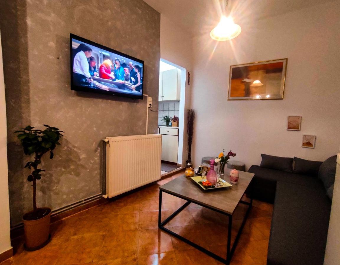 Kastra Bella 2 Bedroom Condo In Corfu Town Ngoại thất bức ảnh